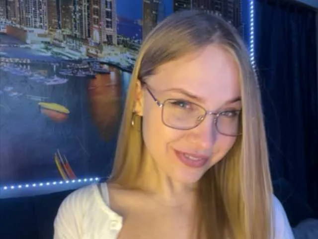 Live sex webcam photo for vikascorpik #277429114
