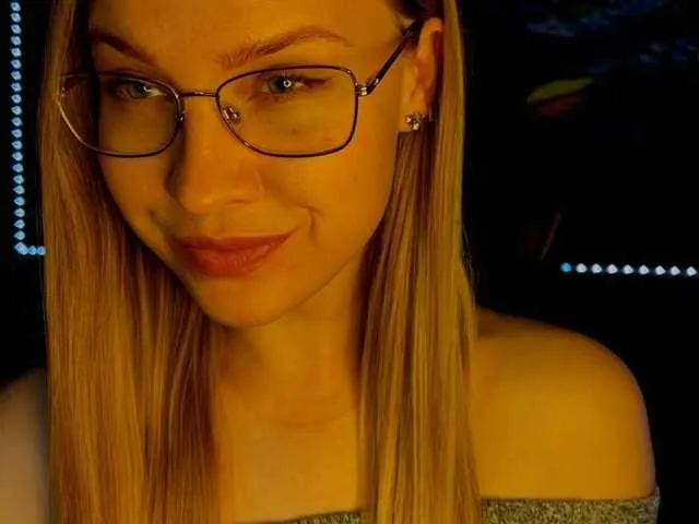 Live sex webcam photo for vikascorpik #278011236