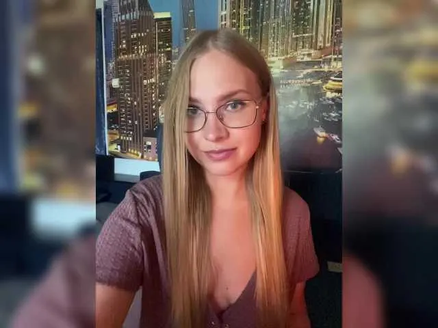 Live sex webcam photo for vikascorpik #289692782