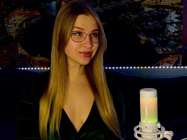Live sex webcam photo for vikascorpik #290315783