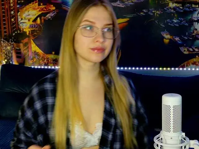 Live sex webcam photo for vikascorpik #290407901