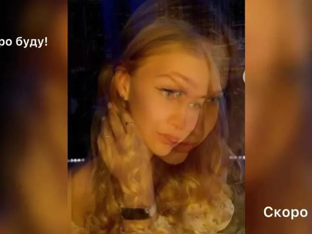 Live sex webcam photo for vikascorpik #290799602