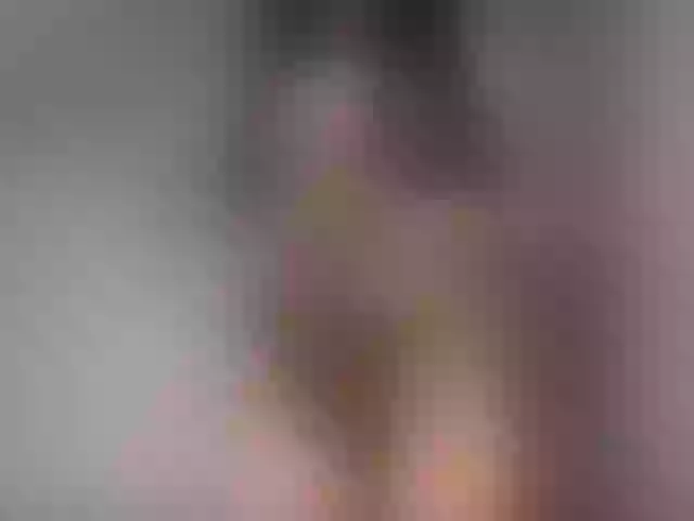 Live sex webcam photo for vikkkisue #291255539