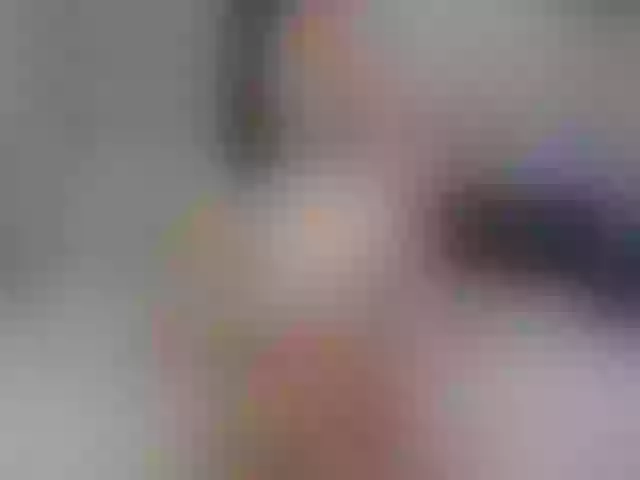 Live sex webcam photo for vikkkisue #291427497