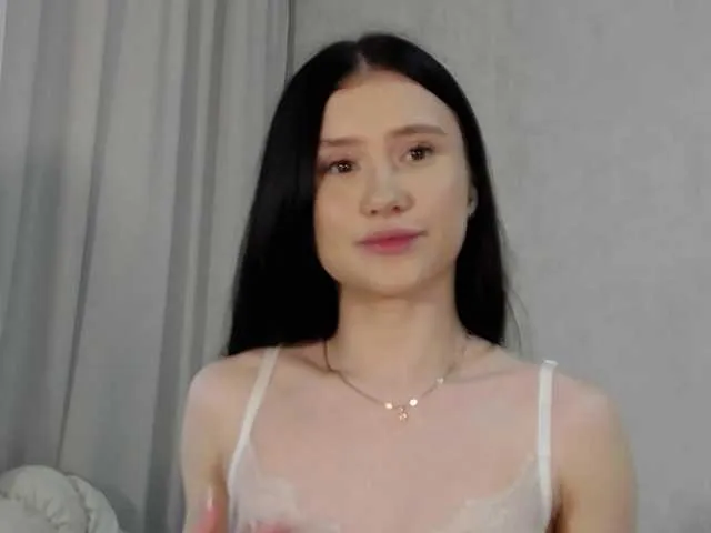 Live sex webcam photo for vikkkisue #291852699