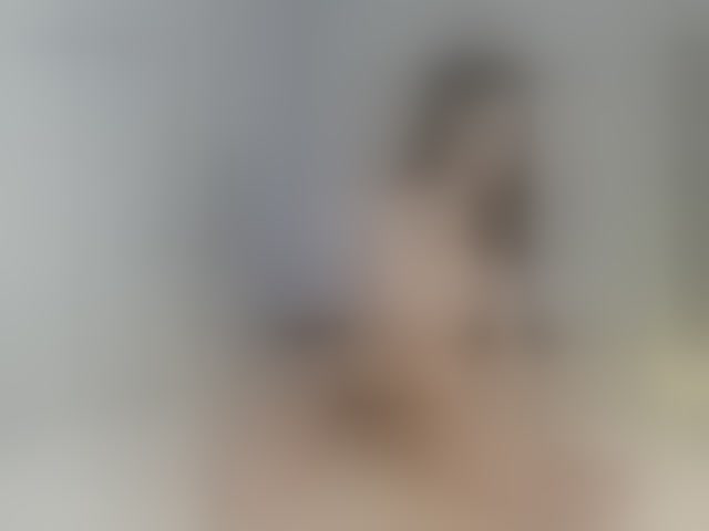 Live sex webcam photo for vikkkisue #294102840