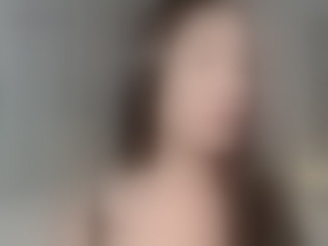 Live sex webcam photo for vikkkisue #294184151