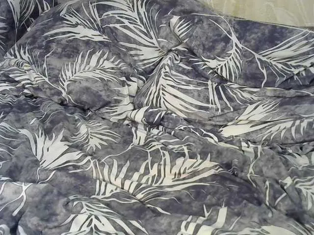 Live sex webcam photo for viktoriy-xxx #275713408