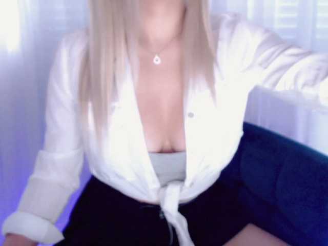 Live sex webcam photo for viktoriya52 #271941455