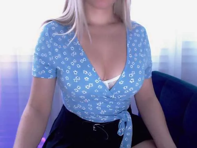Live sex webcam photo for viktoriya52 #272903759