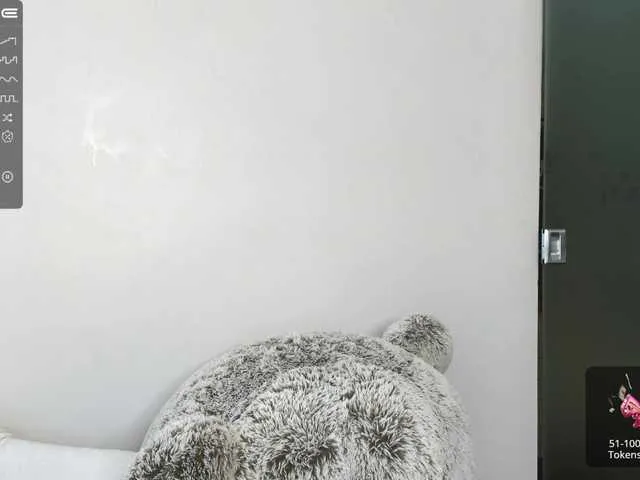 Live sex webcam photo for viktorlyasweety #276050406