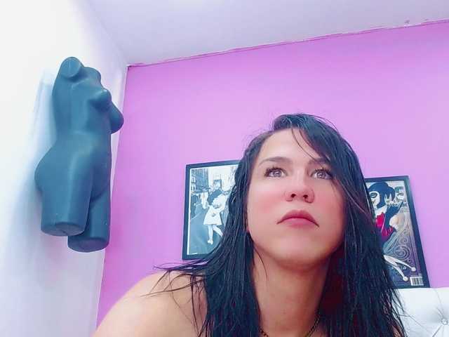 Live sex webcam photo for vikynaughty #292192237