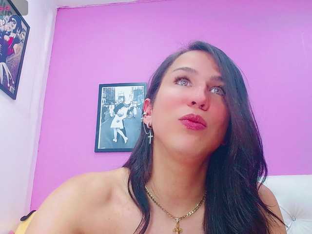 Live sex webcam photo for vikynaughty #292209812