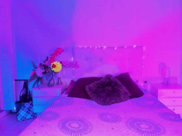 Live sex webcam photo for vinasky01 #274050016