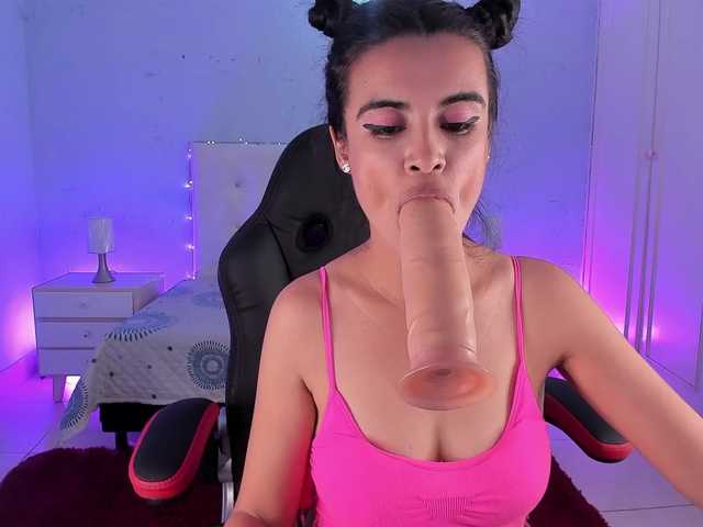 Live sex webcam photo for vinasky01 #274595954