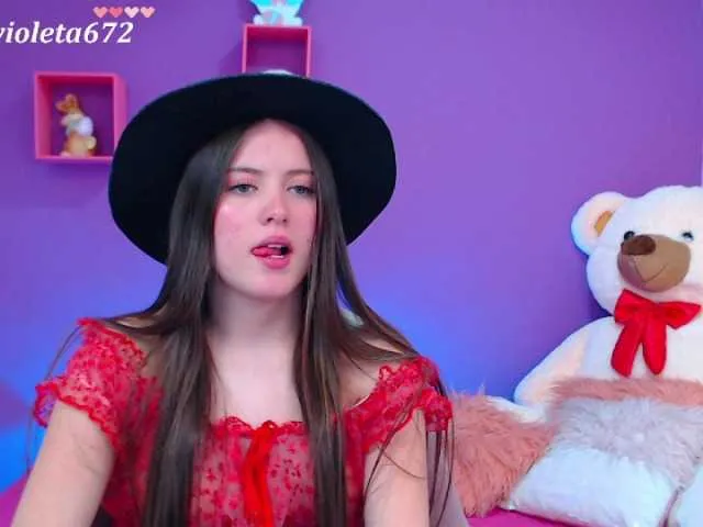 Live sex webcam photo for violet-03 #272164414