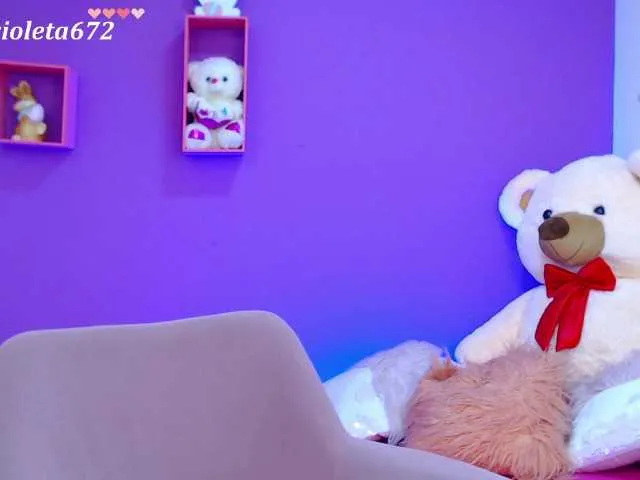 Live sex webcam photo for violet-03 #272193706