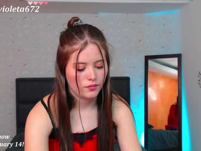 Live sex webcam photo for violet-03 #272376044