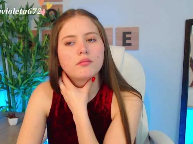 Live sex webcam photo for violet-03 #272516283