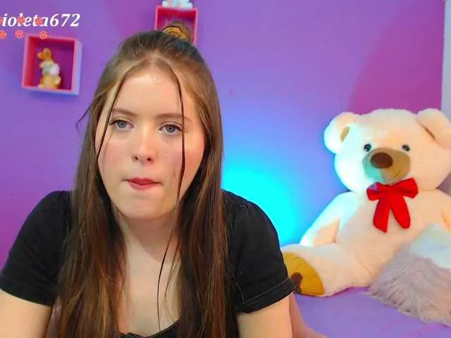 Live sex webcam photo for violet-03 #273191470