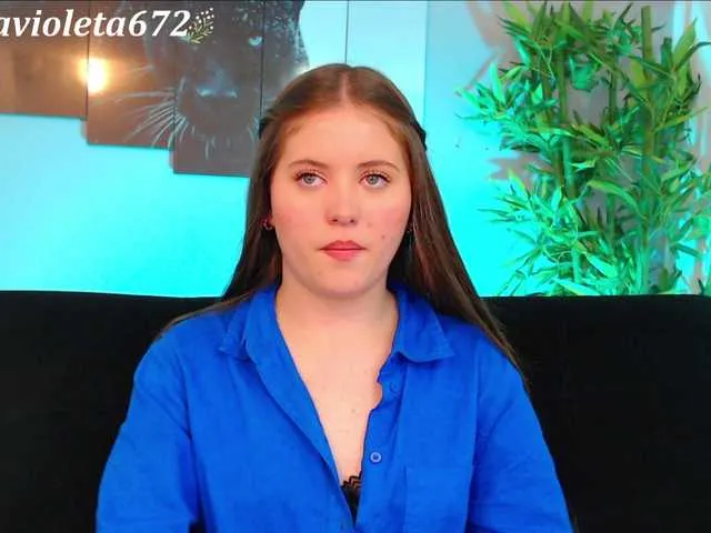 Live sex webcam photo for violet-03 #273616037