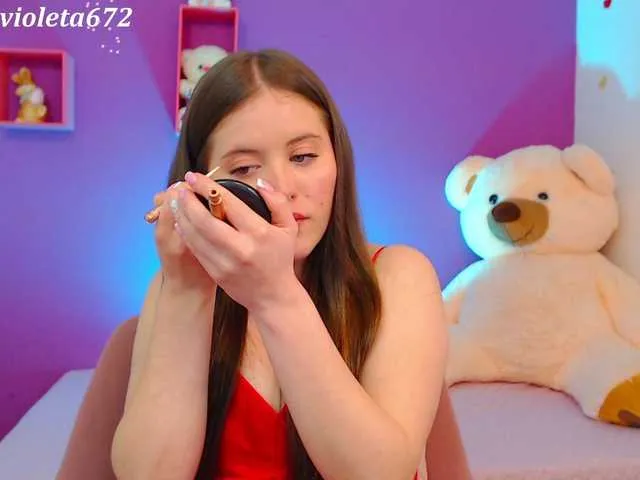 Live sex webcam photo for violet-03 #273638762