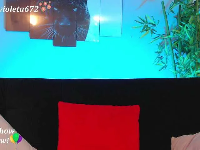 Live sex webcam photo for violet-03 #273838379