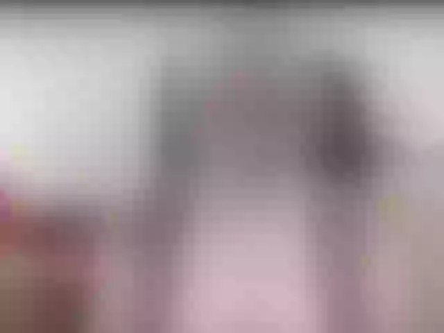 Live sex webcam photo for violet51 #272987802