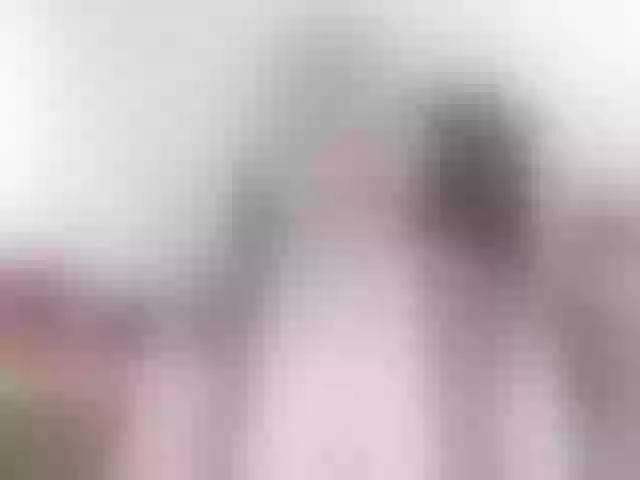 Live sex webcam photo for violet51 #277331625