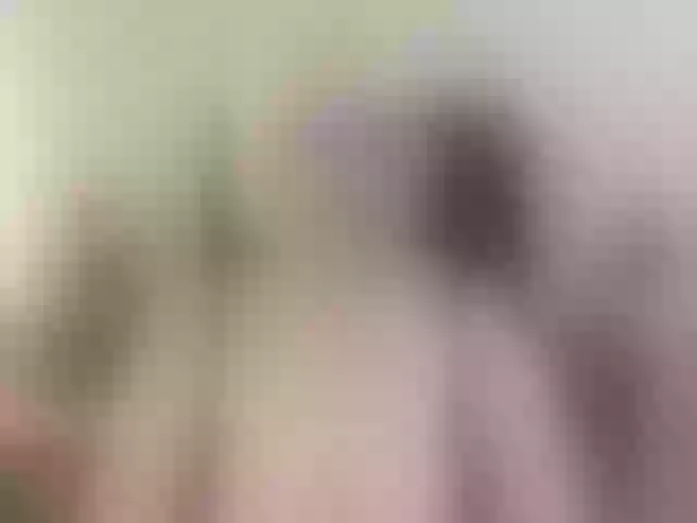 Live sex webcam photo for violet51 #290279113