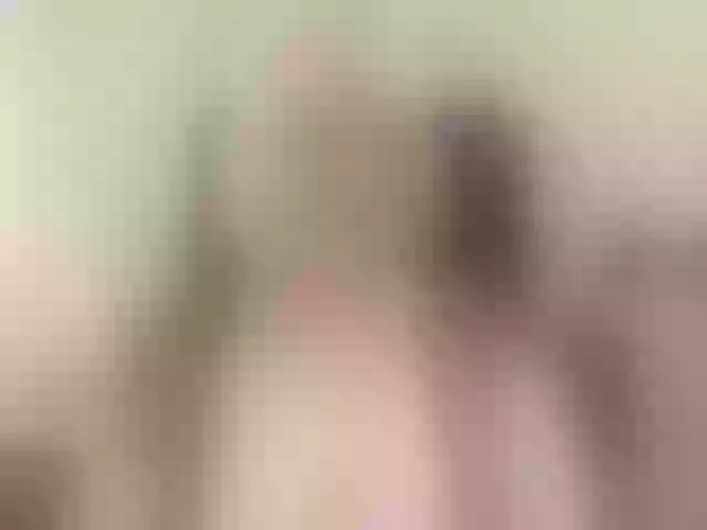 Live sex webcam photo for violet51 #291445403