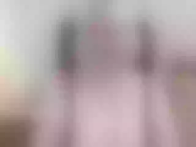 Live sex webcam photo for violet51 #291547313