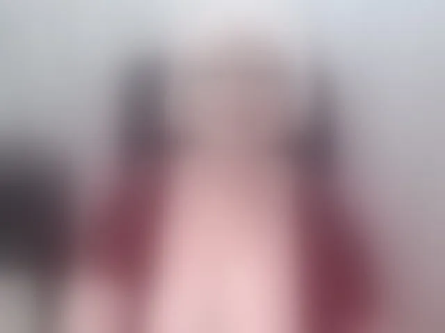 Live sex webcam photo for violet51 #294021678