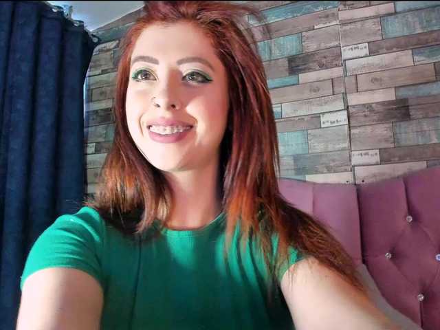 Live sex webcam photo for violeta-meyer #277400181