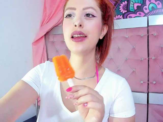 Live sex webcam photo for violeta-meyer #289380217