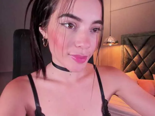 Live sex webcam photo for violeta-perez #275658747