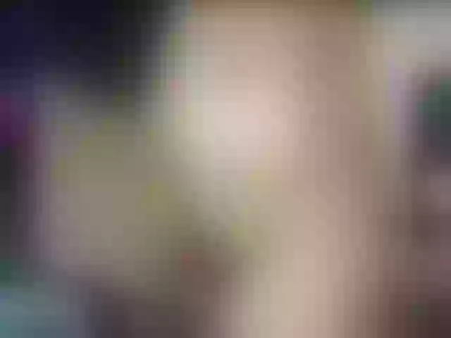 Live sex webcam photo for violeteevans #291186548