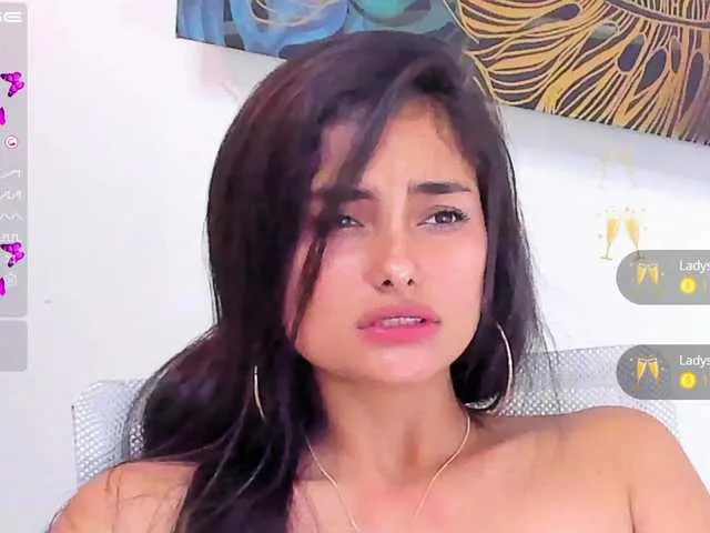 Live sex webcam photo for violethilton #276358323