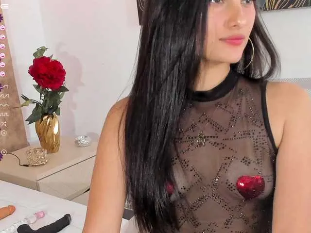 Live sex webcam photo for violethilton #277686967