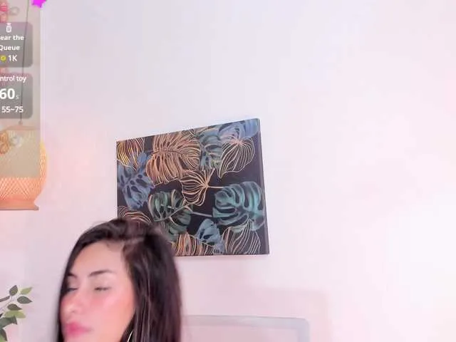 Live sex webcam photo for violethilton #290188417