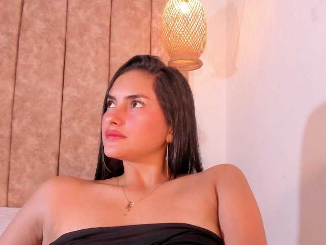 Live sex webcam photo for violethilton #291018632