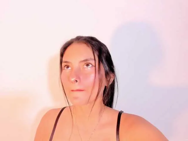 Live sex webcam photo for violethilton #291164547