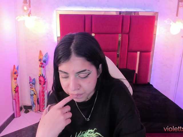 Live sex webcam photo for violetsmith #291431699