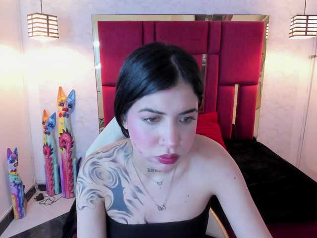 Live sex webcam photo for violetsmith #291587782