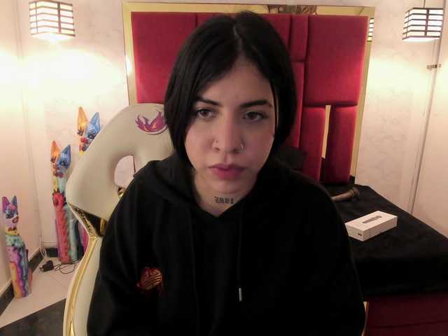 Live sex webcam photo for violetsmith #291617322