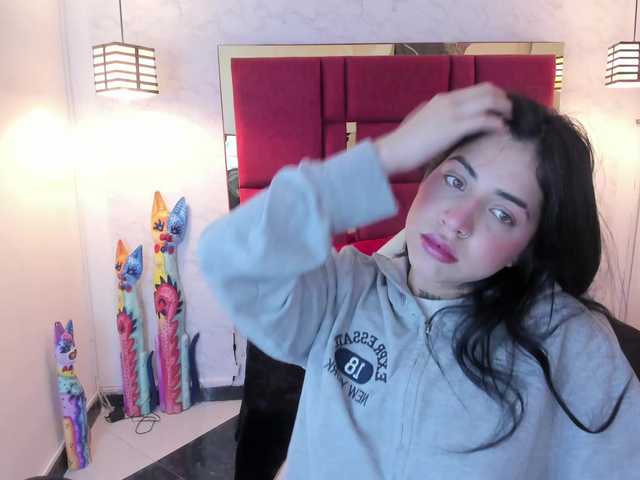 Live sex webcam photo for violetsmith #291640975