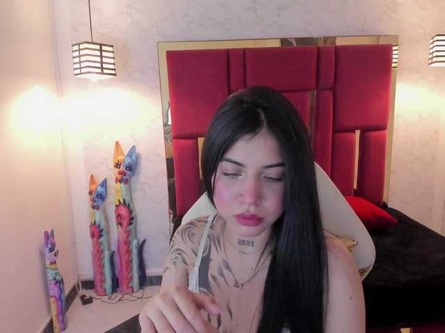 Live sex webcam photo for violetsmith #291742596