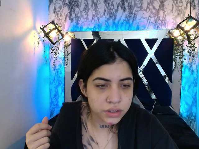 Live sex webcam photo for violetsmith #292206796