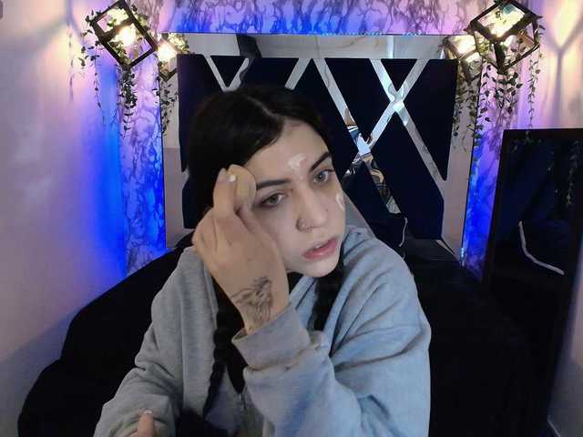 Live sex webcam photo for violetsmith #292220332