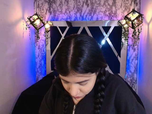 Live sex webcam photo for violetsmith #292227714